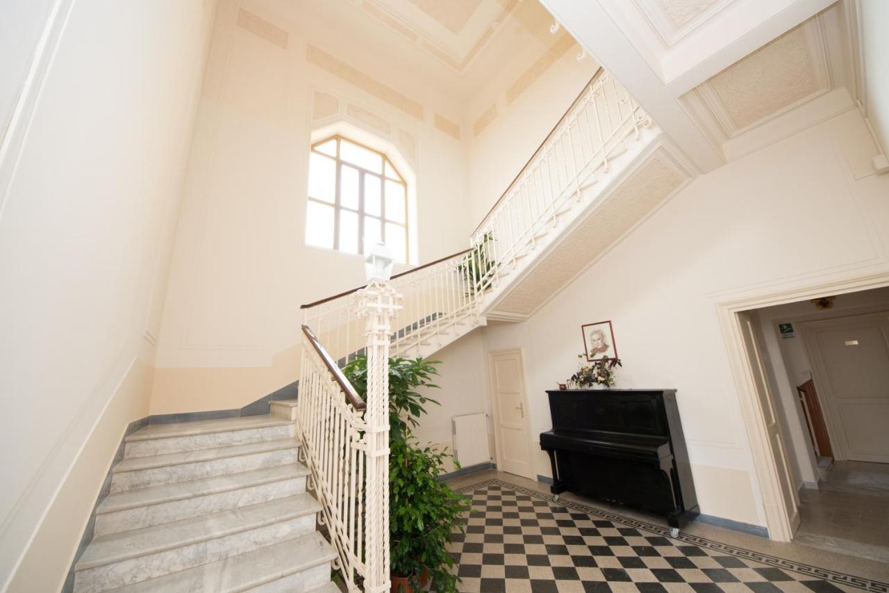 Ostello San Luigi Orione Anzio Exteriér fotografie