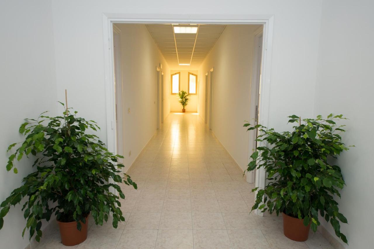 Ostello San Luigi Orione Anzio Exteriér fotografie