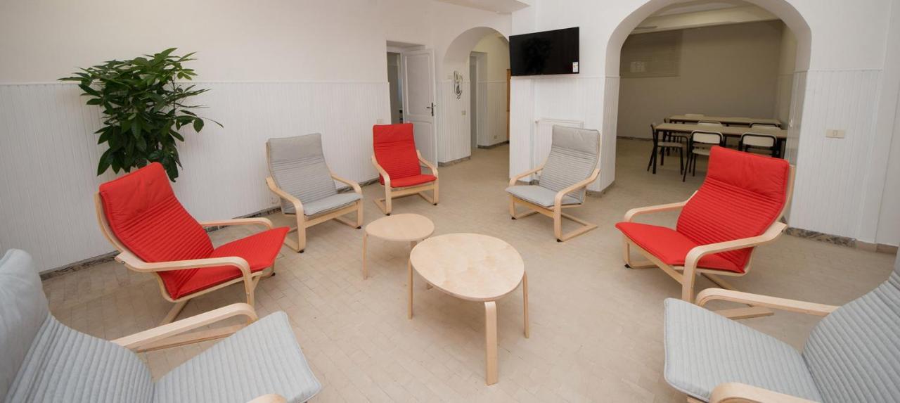 Ostello San Luigi Orione Anzio Exteriér fotografie