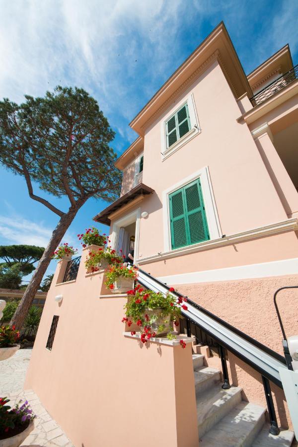 Ostello San Luigi Orione Anzio Exteriér fotografie